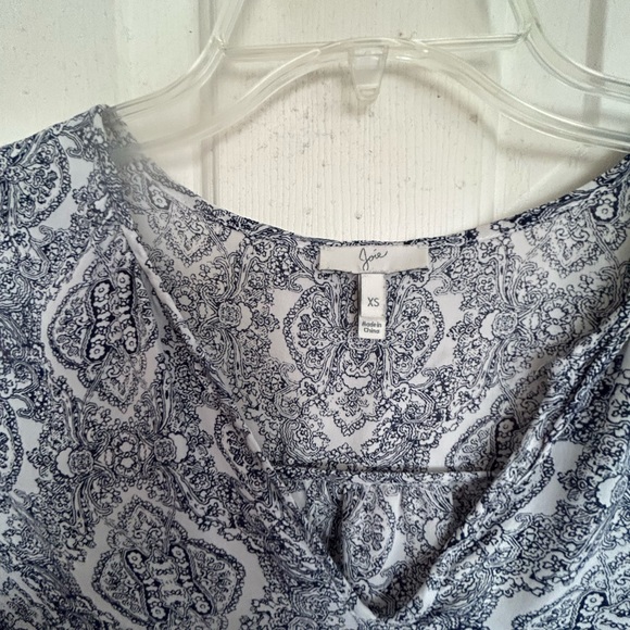 Joie SILK Popover Blouse Boho Pattern SZ XS can fit Small - Picture 5 of 6